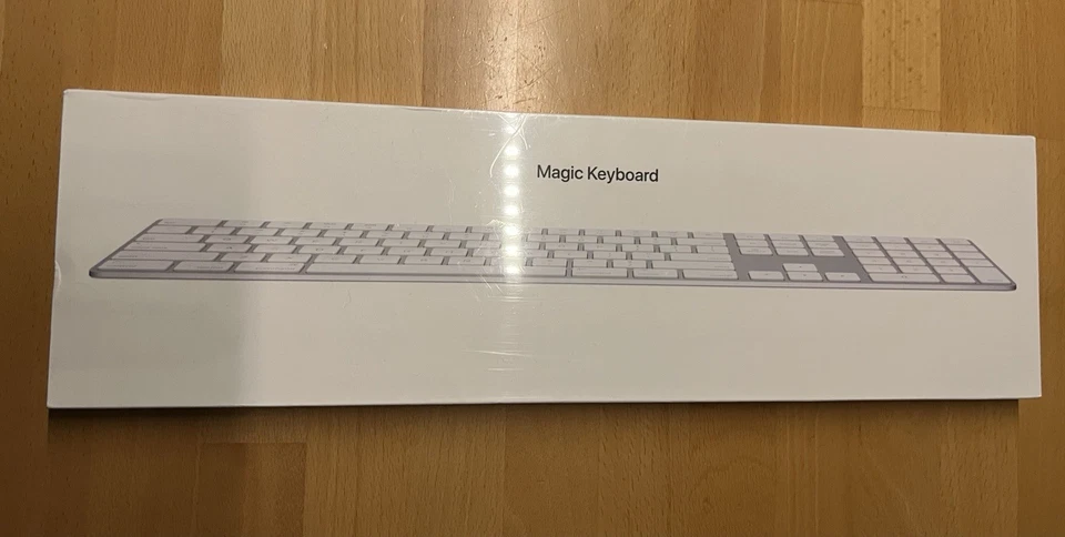 Apple Magic Keyboard A1843 Kabellose Bluetooth QWERTY Tastatur - Silber/Weiß NEU - Bild 1 von 3