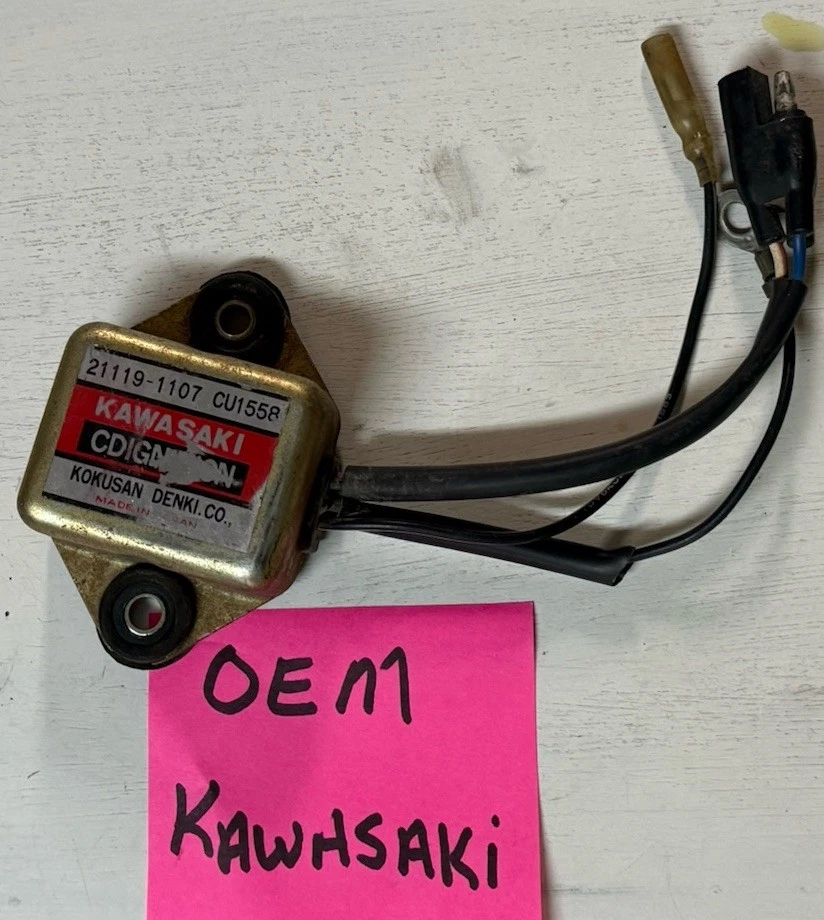 Caja de encendido CDI Kawasaki KX125 1984 1985 1986 21119-1107 OEM KX 250 500 KDX 200 Foto 1 de 4