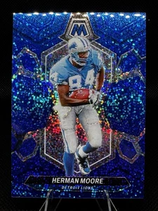 2024 Panini Mosaic Herman Moore Blue Sparkle Prizm SSP /96 Detroit Lions HOF - Foto 1 di 6