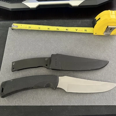 Buck USA Hunting Knife - 470C Stainless Steel, Made in USA - Hard Sheath - Image 1 of 4