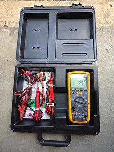 Fluke 1587 Insulation Multimeter Good Condition! - Picture 1 of 3