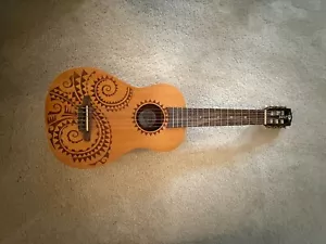 Luna UKE TAT 6 Mahogony Guitarlele - Picture 1 of 2