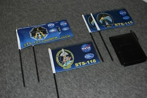 2006-07 NASA SPACE SHUTTLE LAUNCH DAY FLAG STS-115, 116, 121 + NASA NOTEPAD - Picture 1 of 7