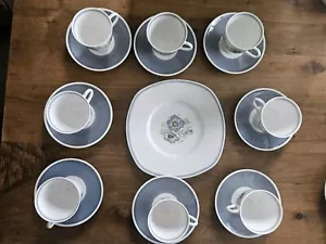 Susie Cooper Glen Mist Tea Cup Saucers & Cake Plate Floral Blue C1035 17 Pieces - Picture 1 of 12