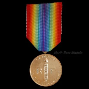 France: WW2 Liberated France Medal - Picture 1 of 2