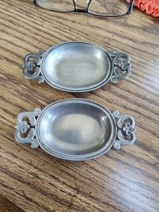 2 - Round Pewter Trinket Dish Scroll Handles Ornate 4.75" X 2.25" Peltro  - Picture 1 of 4