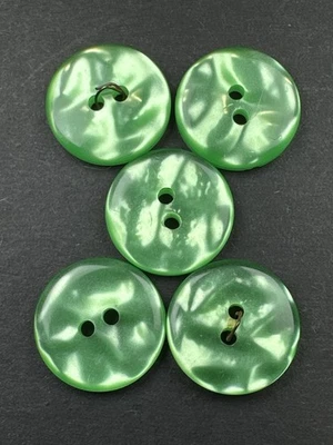 Lot 5 Vintage Green Swirl Plastic Buttons 16mm – 2-Hole, Metal Inserts On 2 - Image 1 of 4