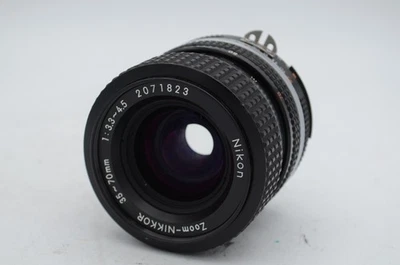 Nikon 35-70mm f/3.3-4.5 Zoom-NIKKOR Macro AIS 2-Touch Manual Lens - Image 1 of 4