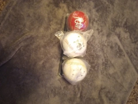 Qty 3 1996 Ozzie Smith McDonald's Commemorative Baseballs St. Louis Cardinals Cover