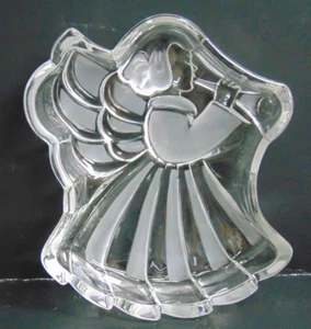8" CANDY DISH - ANGEL "HEAVENLY SONG" - VINTAGE - Picture 1 of 4