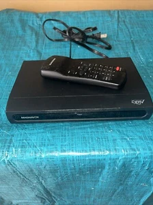 Magnavox Dtv digital to analog tv converter box/ model tb110mw9 - Picture 1 of 4