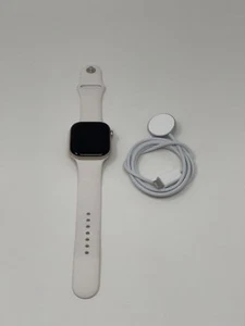 Apple Watch Series 10 46 mm bracelets blush lumineux en aluminium or rose LTE excellent état - Photo 1 sur 5