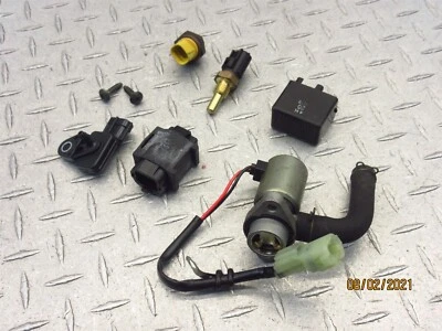 2006 05-09 Suzuki SV650 SV650S Tip Relay Flasher MAP Temp Air Lot Sensor OEM - Image 1 of 4