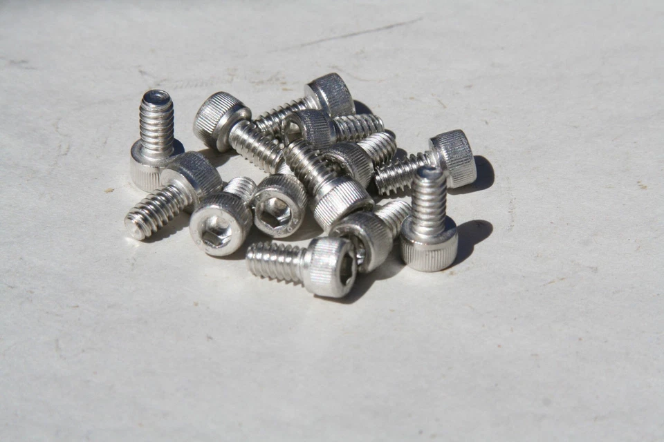 AFH 10 PIECES 3-48 X 1/8" THRU 1" STAINLESS STEEL SOCKET HEAD CAP SCREW