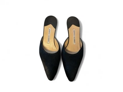 女式黑色尖头Manolo Blahnik   — 第 1/3 张图片