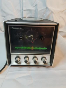 Reloj despertador parlante vintage Panasonic modelo RC 9600 Worlds 1st probado y funcionando - Imagen 1 de 7