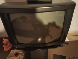 Röhrenfernseher - Bild 1 von 2