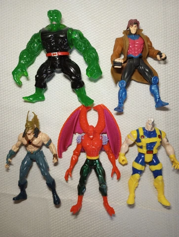 Lot of 5 Mixed 90s Action Figures ToyBiz Marvel Hulk, Cable, Gambit Cover