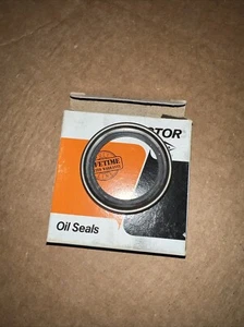 Victor 47553 Oil Seal 1.496 x 2.053 x .225 Equivalent To National 3357 F+S - Picture 1 of 4
