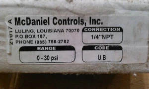 MCDANIEL CONTROLS 0-30 PSI, 1/4" MNPT, - Picture 1 of 2
