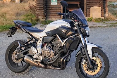 Yamaha MT-07 mit Windschild - Bild 1 von 2