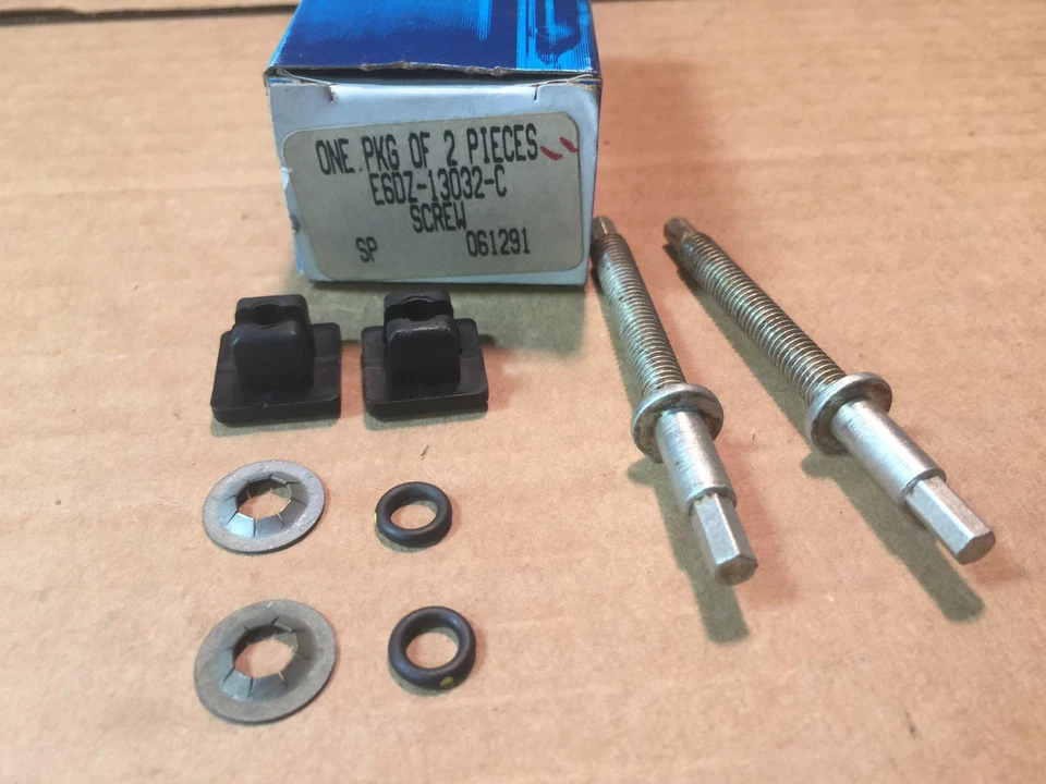 NUEVO OEM TORNILLOS FAROS FORD TAURUS MERCURY SABLE E6DZ 13032 C 1986 A 1989 Foto 1 de 1