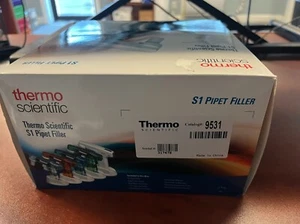 Thermo Scientific S1 Pipet Filler 9531 - Picture 1 of 8