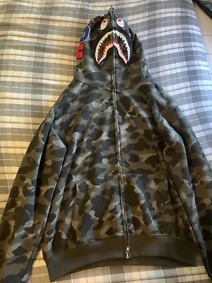 BAPE - Chaqueta Color Camuflaje Tiburón Cremallera Completa (LEER DESCRIPCIÓN) Foto 1 de 4