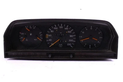 Tachometer Mercedes Benz 190 W201 Borduhr 2015437822 Motometer Kombiinstrument - Bild 1 von 3