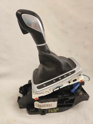 2015 Ford Fusion automatic floor shifter leather knob; paddle shift on wheel — 第 1/4 张图片