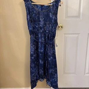 Neu mit Etikett DAMENGRÖSSE XL SIMPLY VERA WANG BLAU INDIGO GEBLÜMT TASCHENTUCH AUSGESTELLTES KLEID - Bild 1 von 8