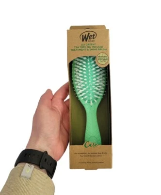 New WET Brush Go Green Tea Tree Oil Infused Treatment & Shine Brush - Image 1 of 4