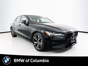 2024 Volvo S60 B5 Core Dark Theme - Picture 1 of 12