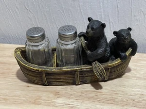 Juego de soportes de sal y pimienta para osos negros en canoa - Imagen 1 de 7