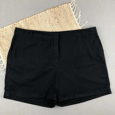 Covington Signature Fit Womens Size 18 Black Cotton Stretch Cuffed Chino Shorts - Image 1 of 4