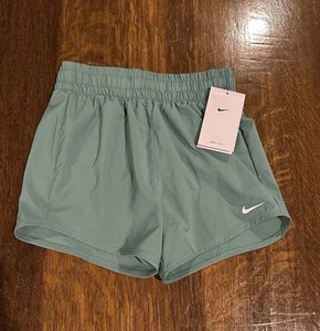 Nike-One Youth Dri-Fit Shorts Green Size S New Kids DX4967-361 MSRP $32 - Picture 1 of 4