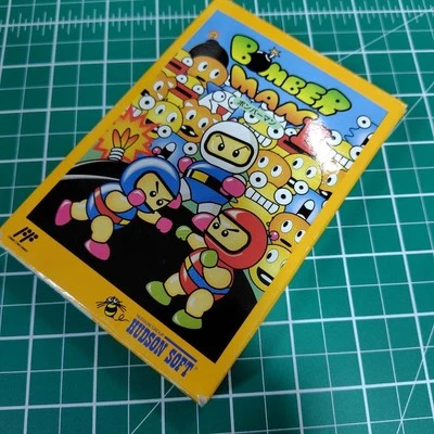 Hudson Bomberman 2 FC PCG with Postcard, Used, Classic Nintendo - Image 1 of 4