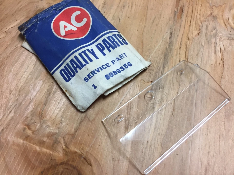 1985 1986 CADILLAC FLEETWOOD BROUGHAM NOS GM GAUGE CLUSTER LENS 8989356 - Image 1 of 1