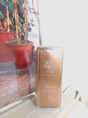 Legacy  White Diamonds BY Elizabeth Taylor 30ml  Eau de Toilette Spray for Women - Image 1 of 4