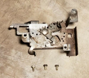 Engine Parts From John Deere L120A, Briggs And Stratton 33M777 2117 G5 - Picture 1 of 32