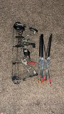 Hoyt Youth Bow - Camouflage 55lbs - Image 1 of 2