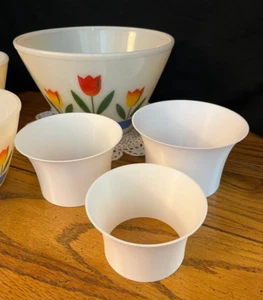 Juego de 3 soportes de exhibición apilables compatibles con Fire King | Elevadores de cuenco vintage - Imagen 1 de 4