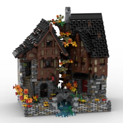 MOC: Modular Building: Pub, House and Tree with Interior 4632 Pieces DIY - Image 1 of 4