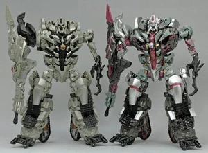 TAKARA TOMY MALL Exclusive TRANSFORMERS NIGHTMARE Megatron LTD Edition & RD-01 - Picture 1 of 9