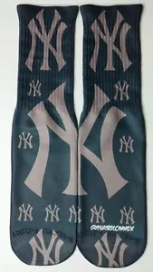 Calzini personalizzati Yankees Dry Fit gamma corsia allevati a New York - Foto 1 di 2