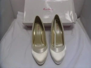 Rainbow Club 'Nicole' Satin dyeable cream stilettos size 7 Wide fitting - Picture 1 of 14