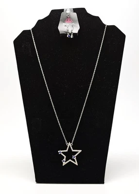 Collar Colgante Estrella Estrás Blanco y Azul - Nuevo en Paquete Paparazzi Foto 1 de 4