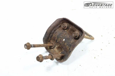 2005-23 TOYOTA TACOMA REAR LEFT SIDE LEAF SPRING MOUNT SEAT PLATE W/ BOLTS  OEM - Image 1 of 4