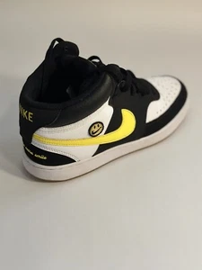 Size 8.5 - Nike Court Vision Mid Go The Extra Smile 2021 - Picture 1 of 5