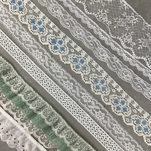 Vintage lace eyelet snippets 20 piece lot 13" to 99" L stash builder - Imagen 1 de 9